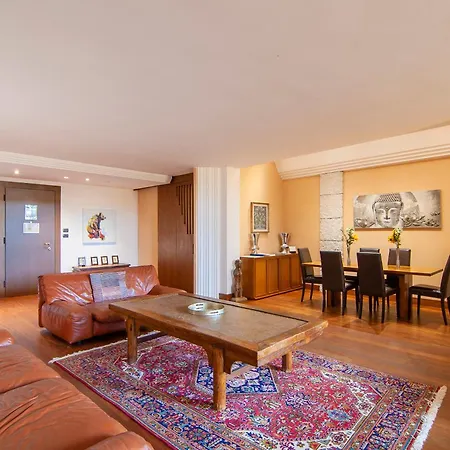 Dimore Opera Apartmán *