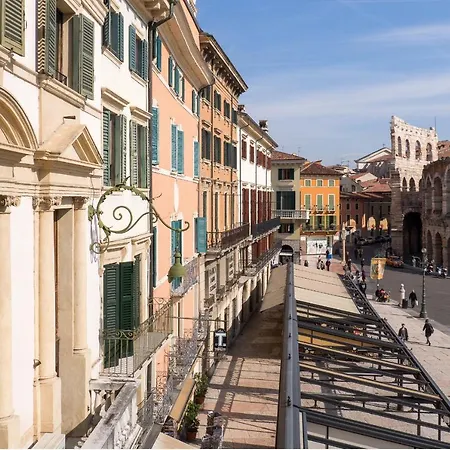 Dimore Opera 公寓 *