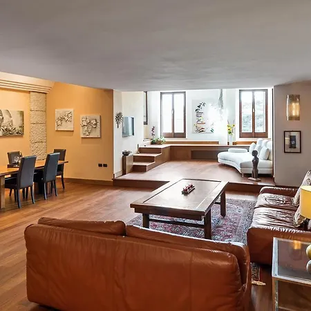 Dimore Opera Apartamento