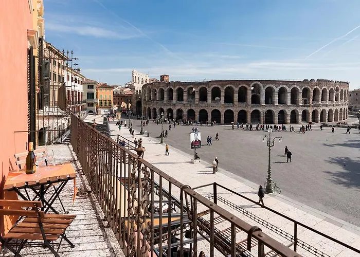 Dimore Verona Opera Apartment *